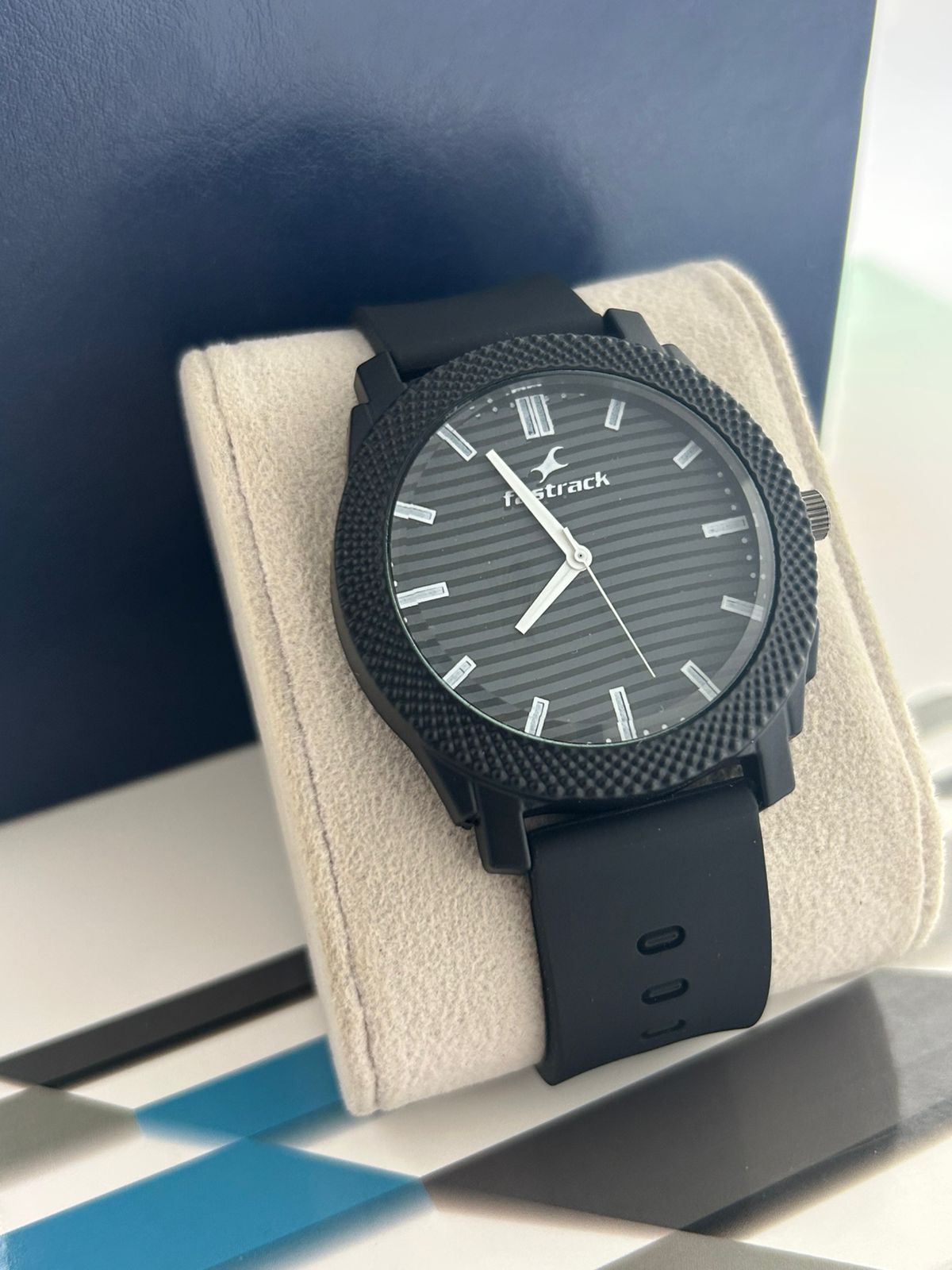Men's watch