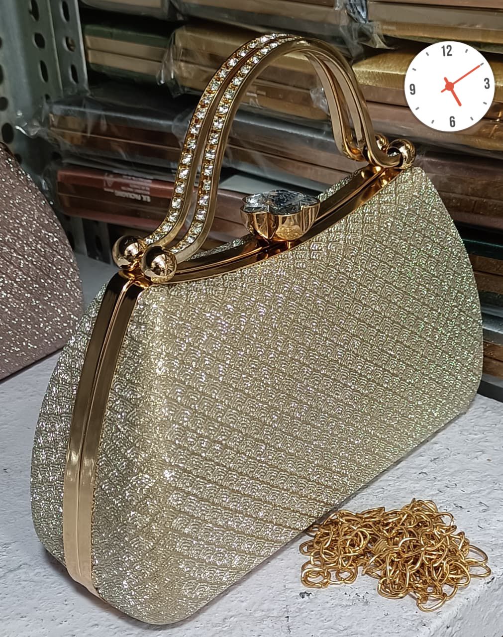Bridal clutch