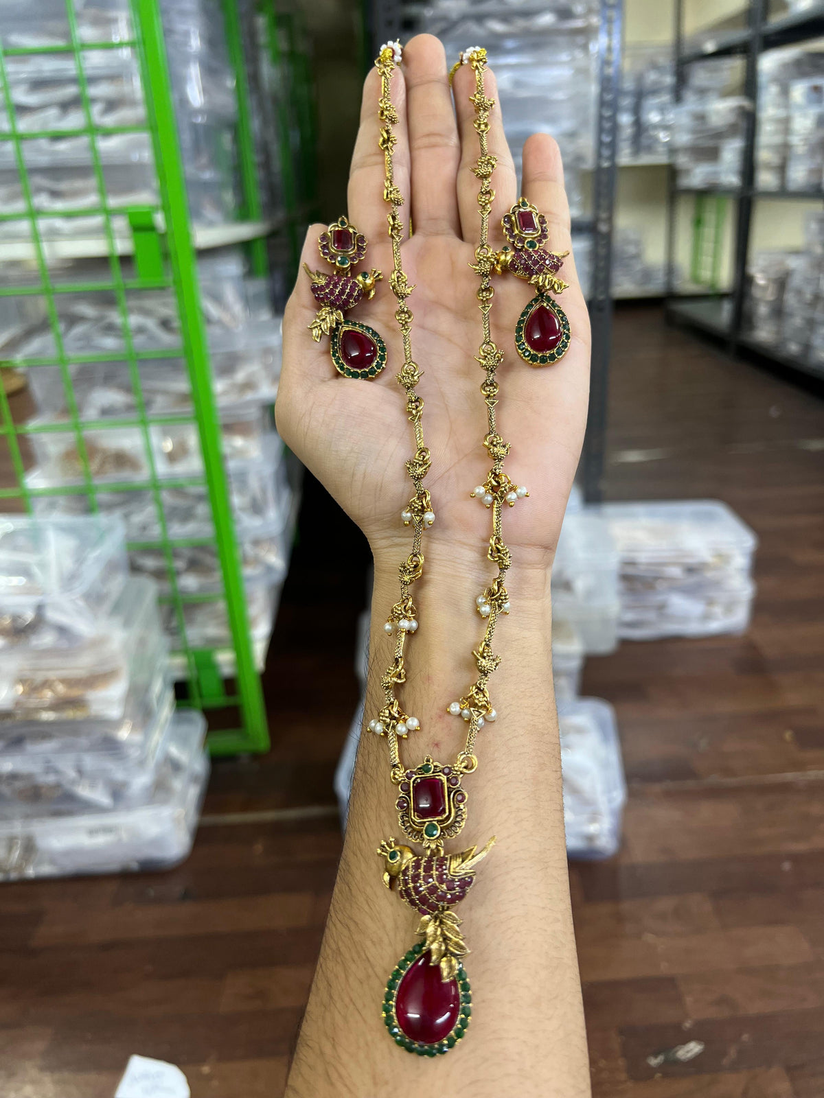 Long saree mala