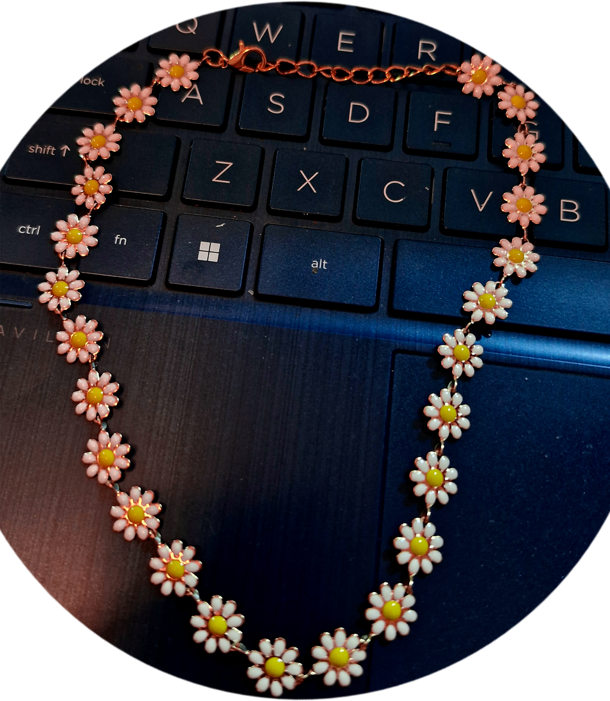 Yellow simple necklace