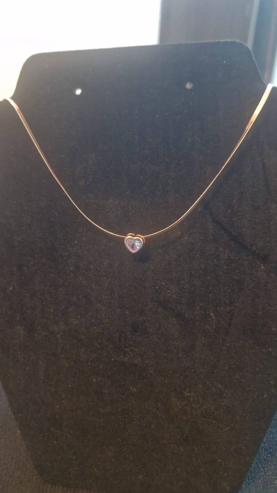 Lightweight heart necklace